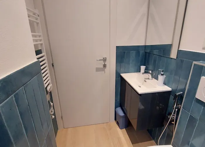 Francese * La Spezia