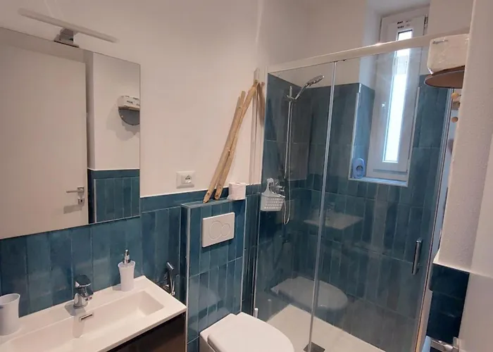 Francese * لا سبيتسْيا